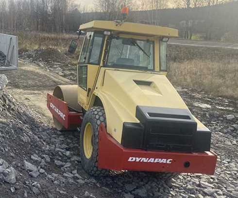 Ringvält Dynapac CA152D stulen i Skellefteå